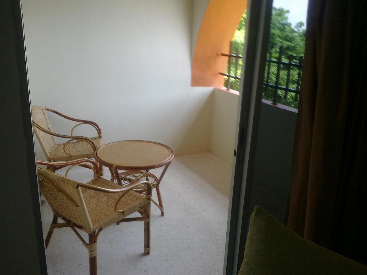 Kerteh Apartment Extérieur photo
