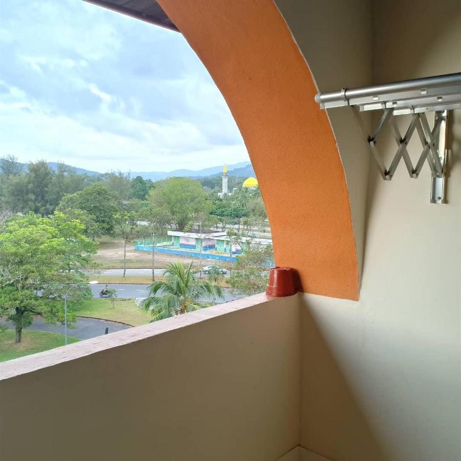 Kerteh Apartment Extérieur photo